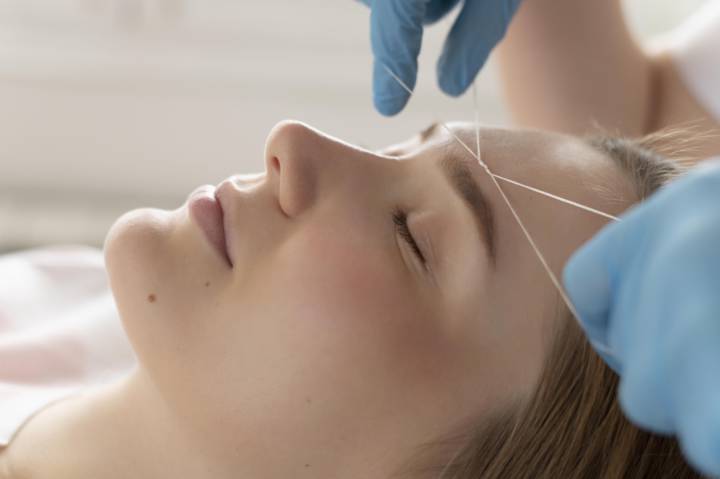 hilos-tensores-un-metodo-efectivo-para-el-rejuvenecimiento-facial imagen de artículo
