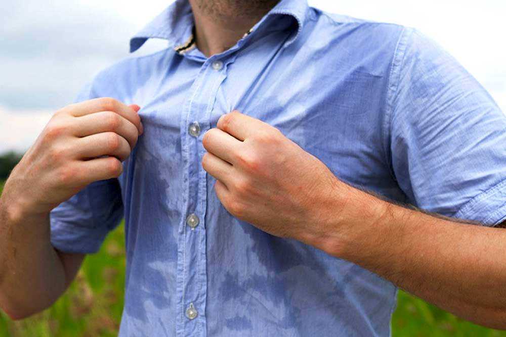 hiperhidrosis-sudoracion-excesiva-y-sus-implicaciones imagen de artículo