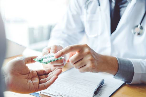 como-ubicar-los-medicamentos-de-alto-riesgo-en-personas-mayores imagen de artículo