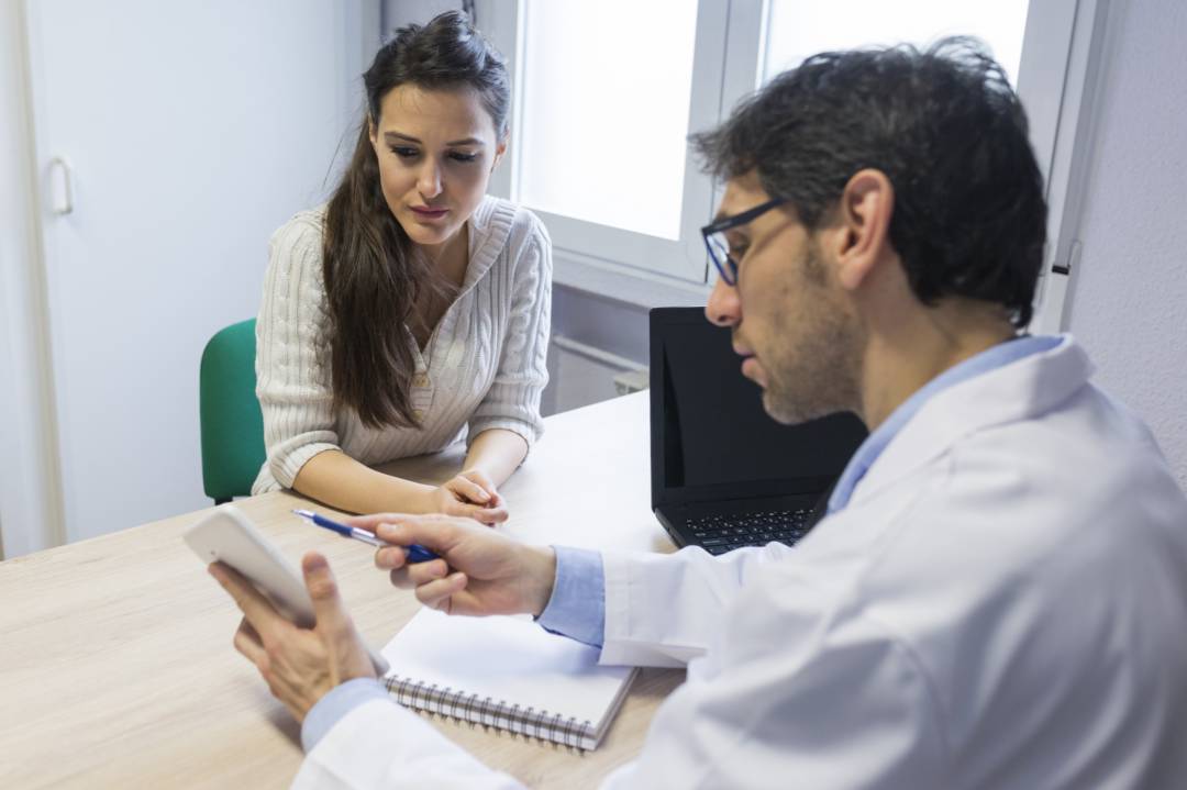 segunda-opinion-medica-por-que-es-importante-cuando-solicitarla imagen de artículo