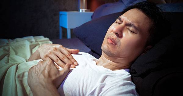 como-evitar-el-reflujo-gastroesofagico-antes-de-dormir imagen de artículo